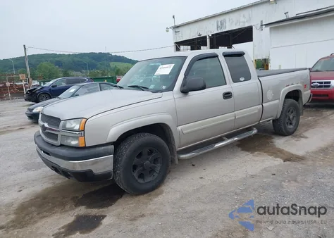 2004 Chevrolet Silverado K1500 из США, поврежденный, VIN 2GCEK19T641307038